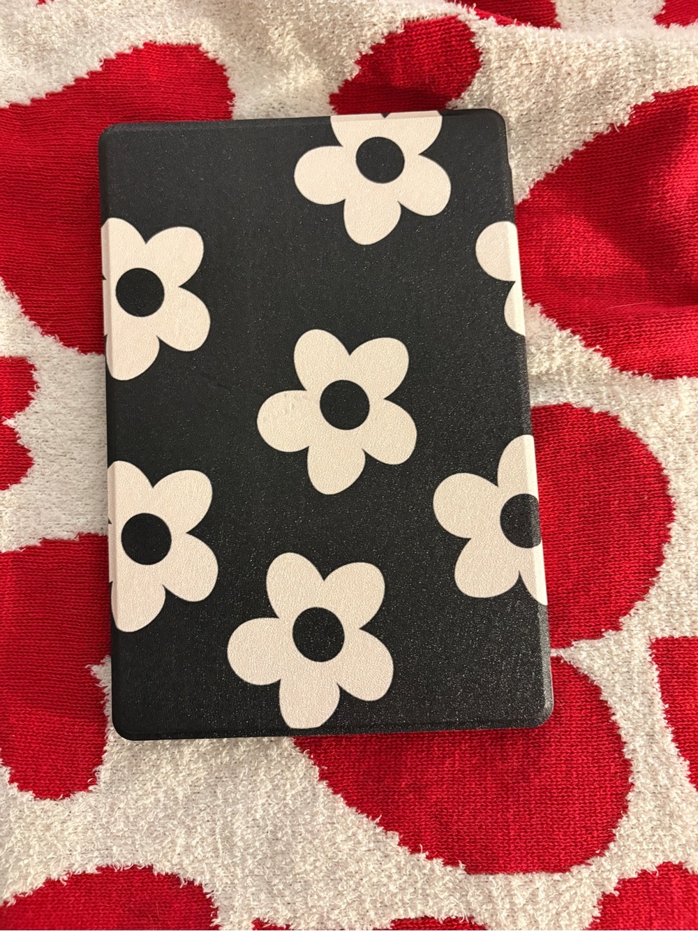 Samsung Galaxy Tab A7 Case - Black Floral Pattern